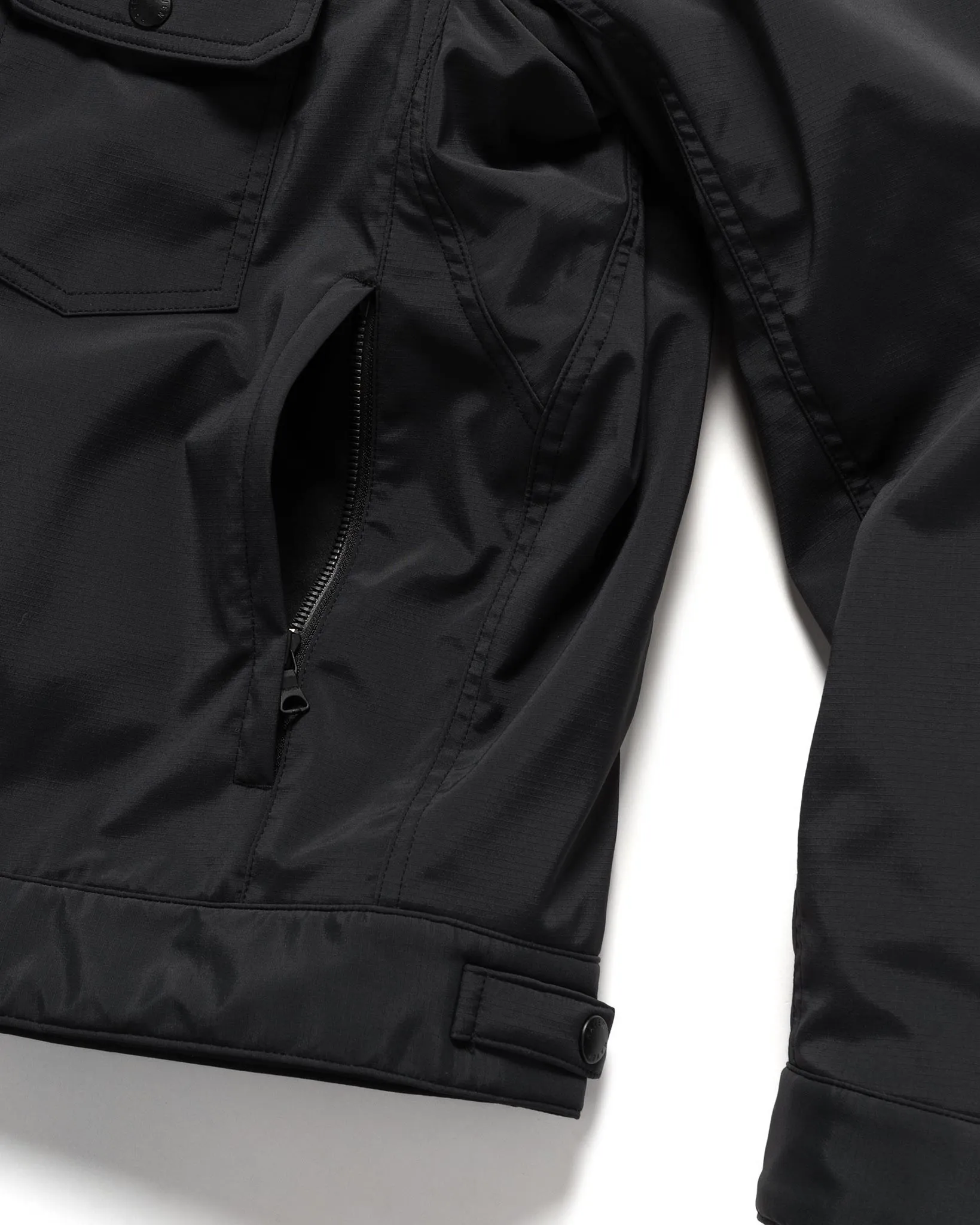 Station Insulated Jacket - GORE-TEX Windstopper® 3L Nylon Ripstop / Primaloft® Black