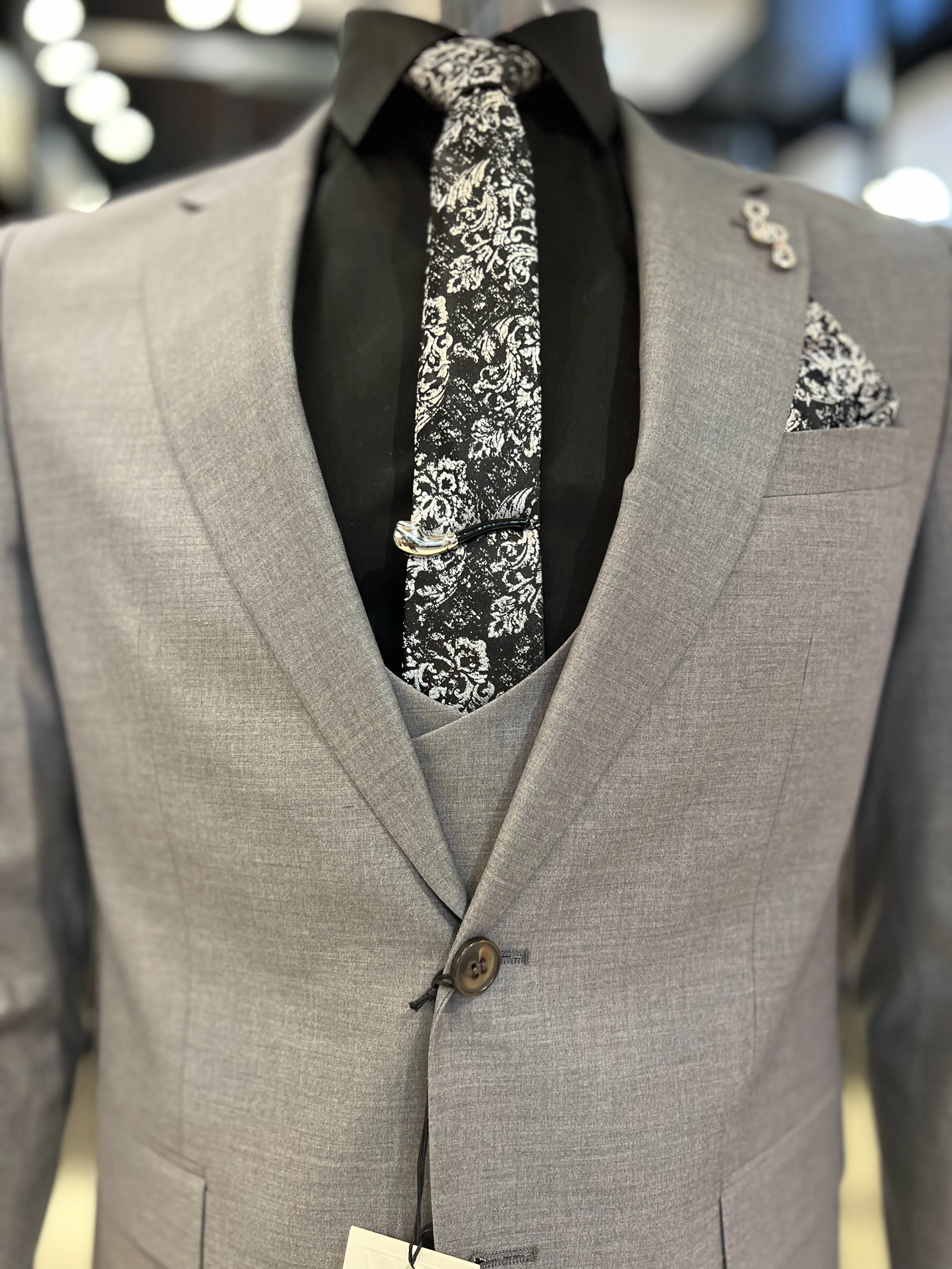 Vercini Heather Elegance Three-Piece Suit